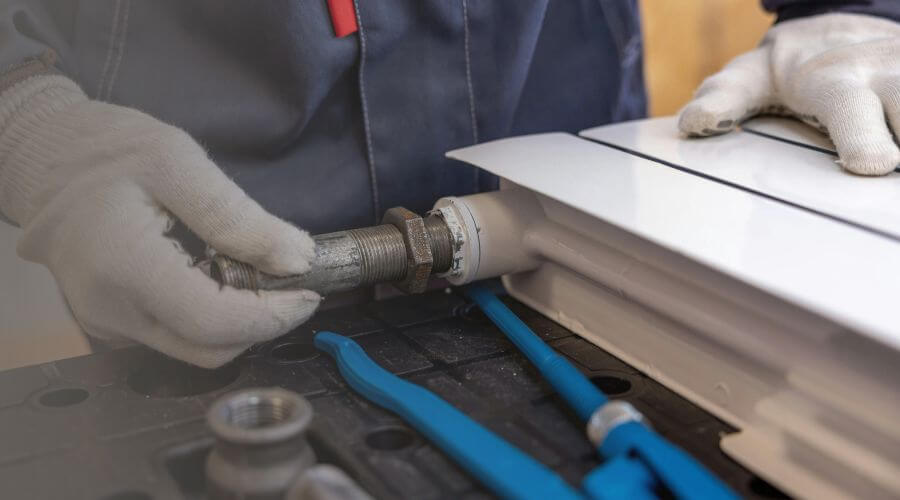 Burst Pipe Repair in Quincy, IL
